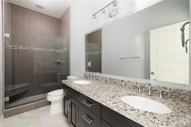 Building Photo - 5307 N Crown Point