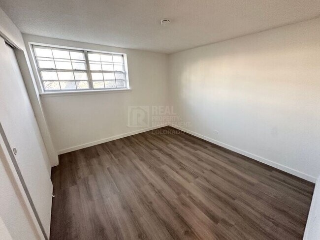 Building Photo - 9110 E Girard Ave