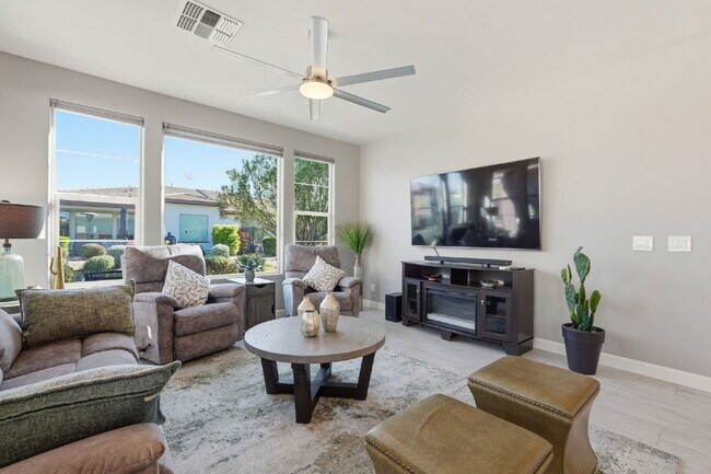 Building Photo - 35989 N Kennedia Ln