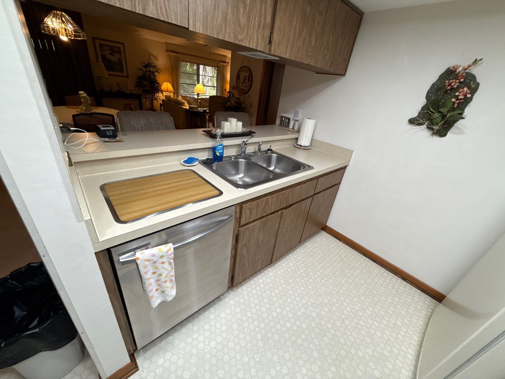 Building Photo - 117 Golfview Dr