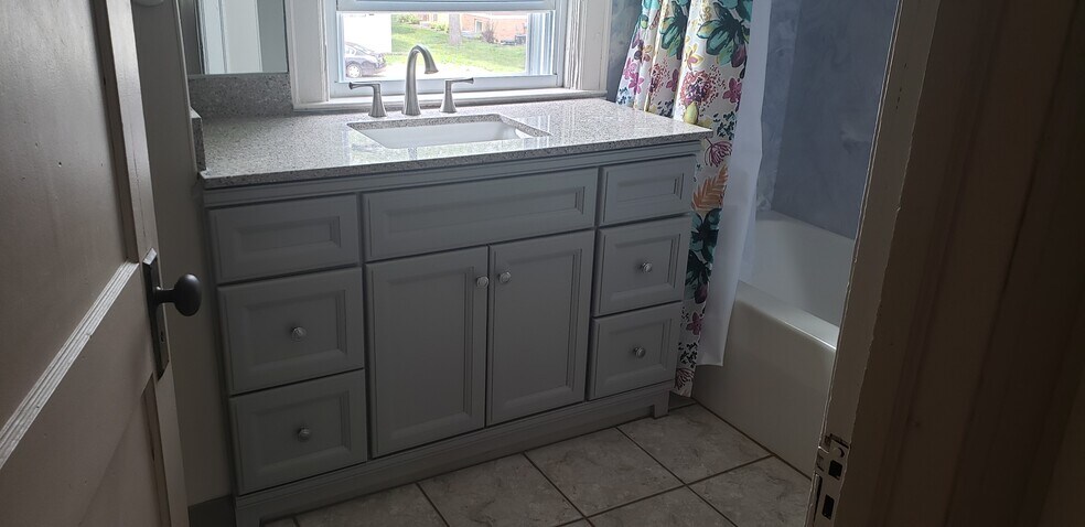 New vanity, counter, sink upper bathroom - 1016 S Franklin St
