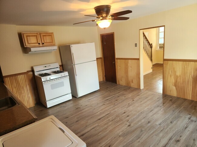 Kitchen - 323 Elm St