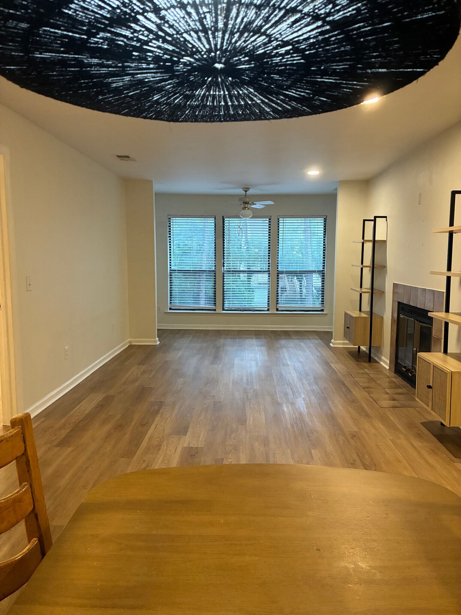 Building Photo - 44 Forest Cv