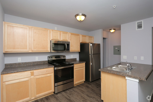 2BR - Kitchen - Classen Crossing