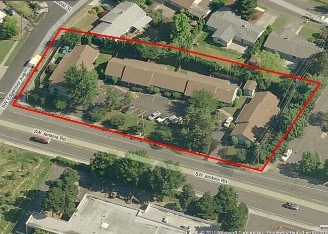 Aerial Photo - Tek View Apartments