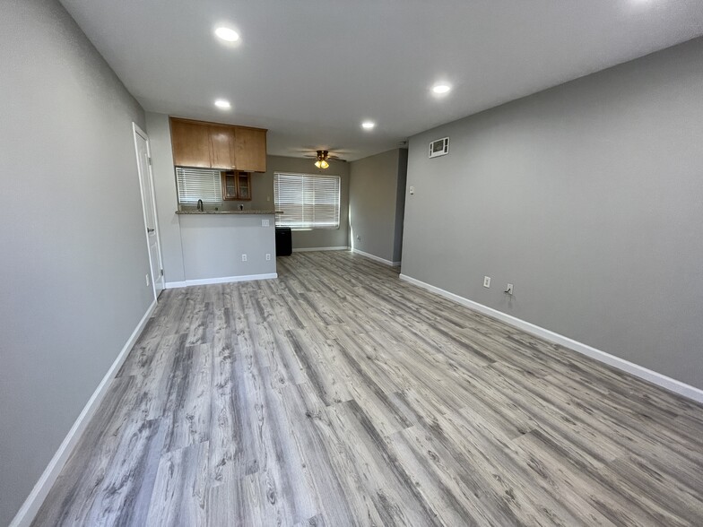 Building Photo - 6333 College Grove Way