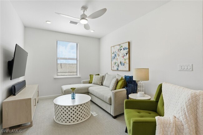 Building Photo - 1657 Serena Ave