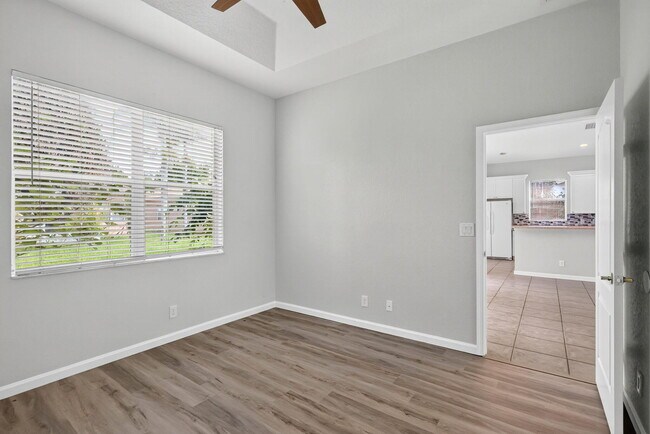 Building Photo - 5614 Sunberry Cir