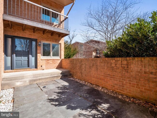 Building Photo - 7801 Whiterim Terrace
