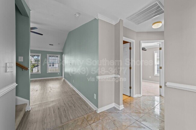 Building Photo - 359 Vesta Dr