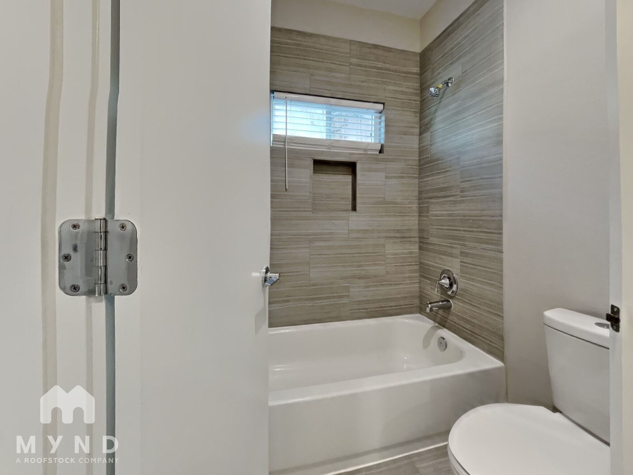 Building Photo - 5902 Gardendale Dr