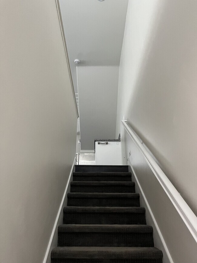 Building Photo - 12432 Constellation St