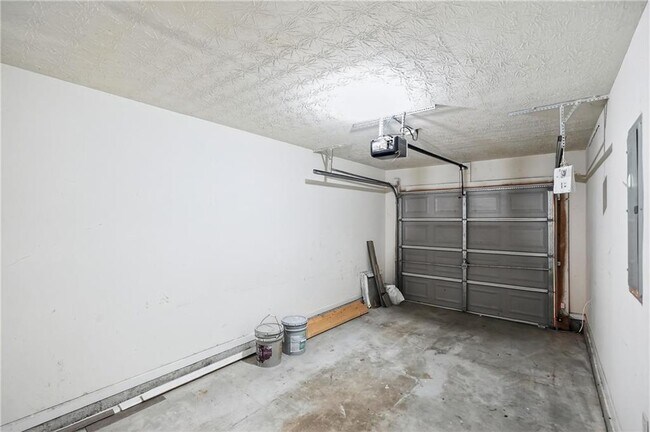 Building Photo - 2764 Vining Ridge Terrace