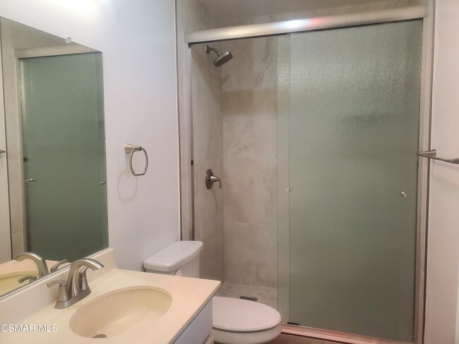 Building Photo - 6525 Twin Cir Ln