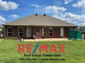 Building Photo - Sorry No Smoking and Pets Permitted with R...