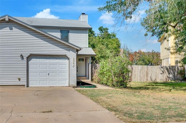 Building Photo - 8806 Springmail Cir
