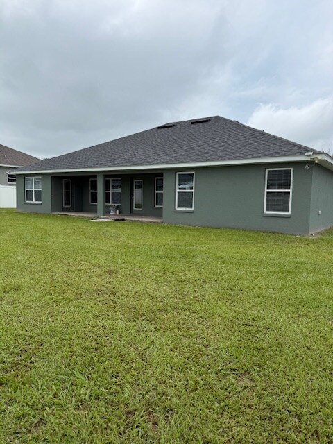 Building Photo - 131 NW 42nd Pl