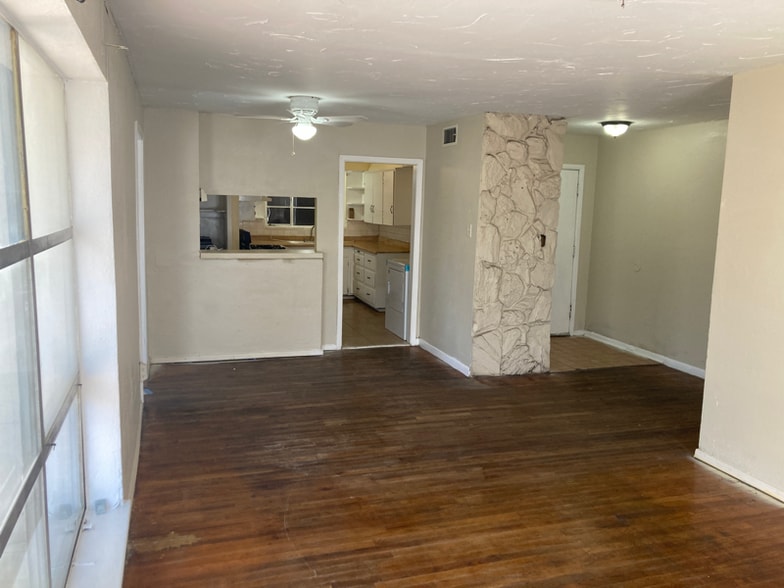 Building Photo - 2349 Las Cruces Ln