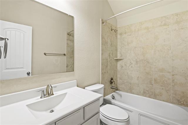 Building Photo - 16617 Stillhouse Hollow Ct