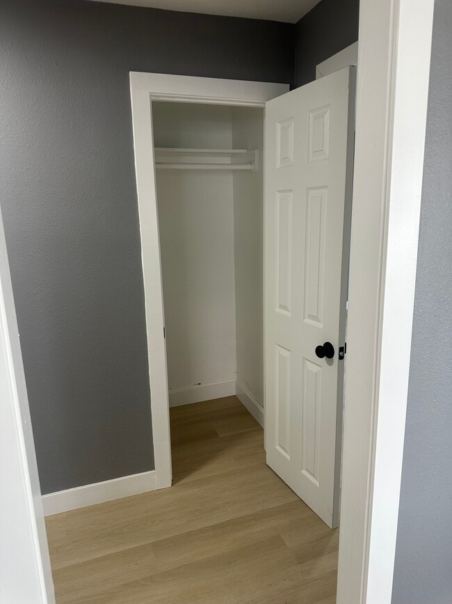 Building Photo - SMRSB