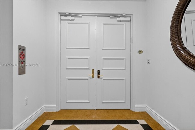 Building Photo - 20155 NE 38th Ct