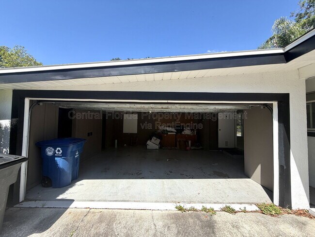 Building Photo - 1947 Summerfield Rd