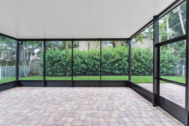 Building Photo - 6364 NW 78th Dr