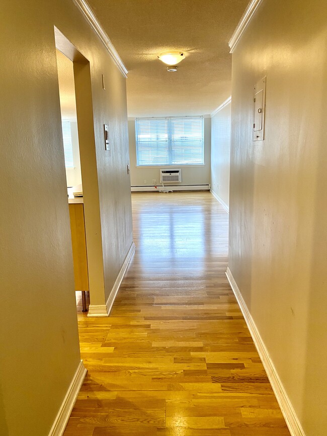Entry - 3150 Excelsior Blvd
