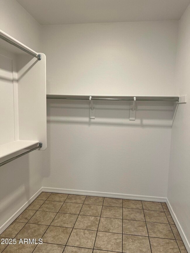 Building Photo - 19955 W Heatherbrae Dr