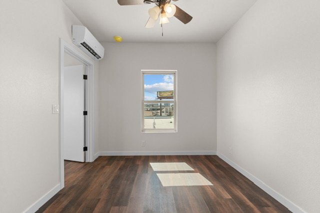Building Photo - 524 N 7th St