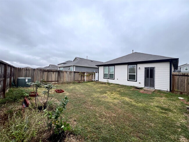 Building Photo - 17835 Plow Horse Ln