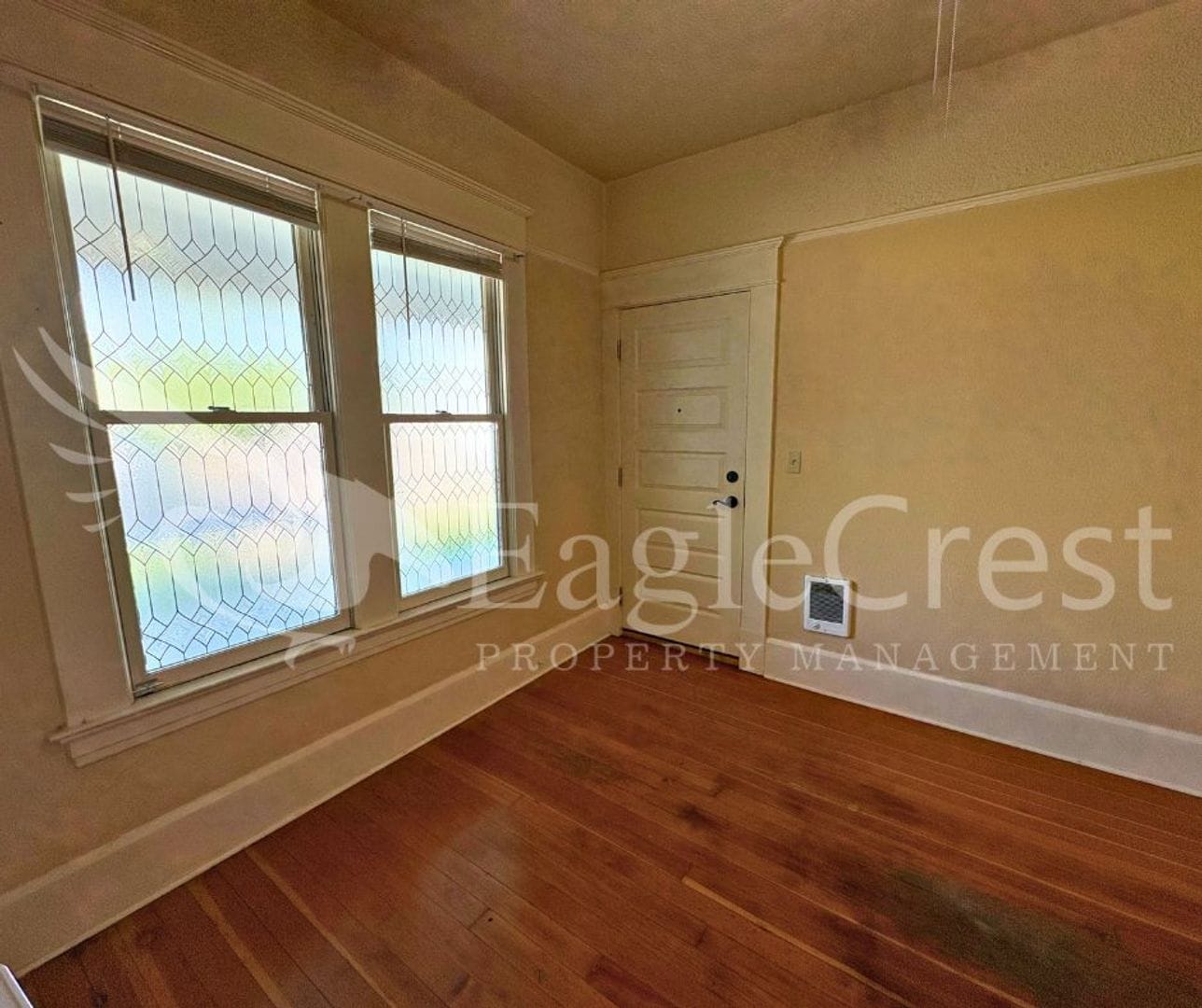 Building Photo - 105NSP
