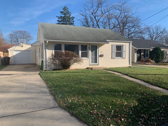 Primary Photo - Home on quiet cul de sac in Peoria