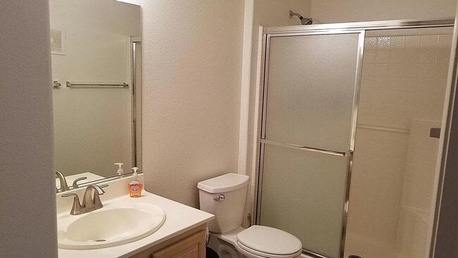 Building Photo - 5710 E Tropicana Ave