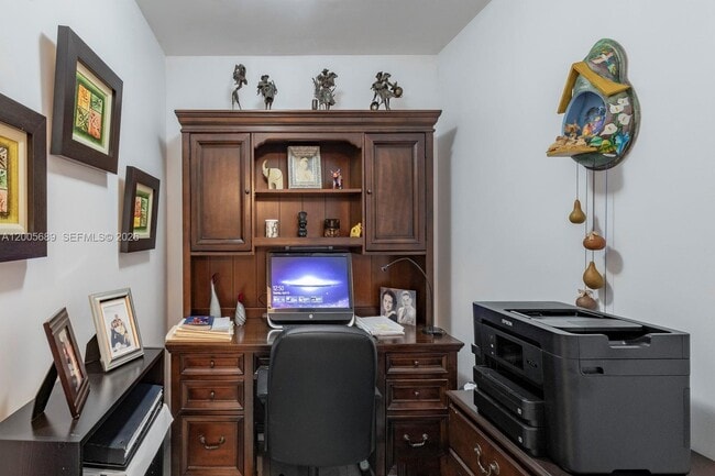 Building Photo - 8390 SW 72nd Ave