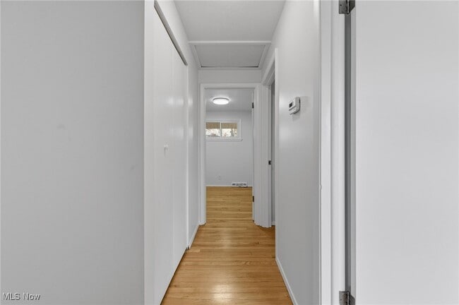 Building Photo - 6677 Crenshaw Dr