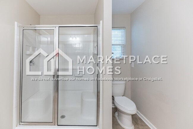 Building Photo - 115 Rawlins Dr