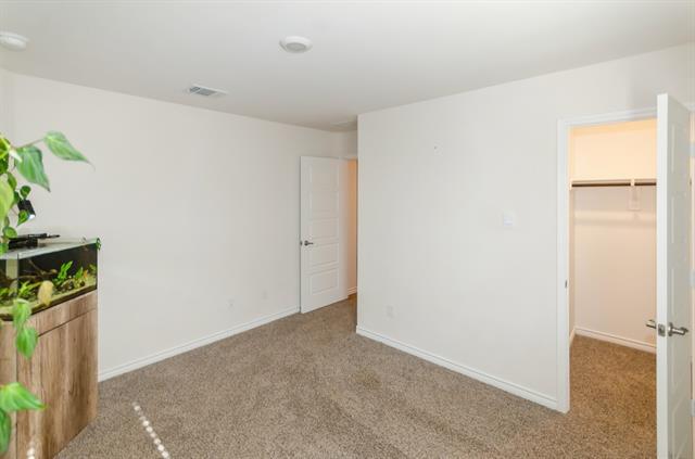 Building Photo - 781 Daybreak Ln