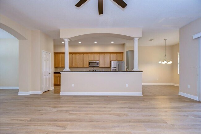 Building Photo - 3341 Grassglen Pl