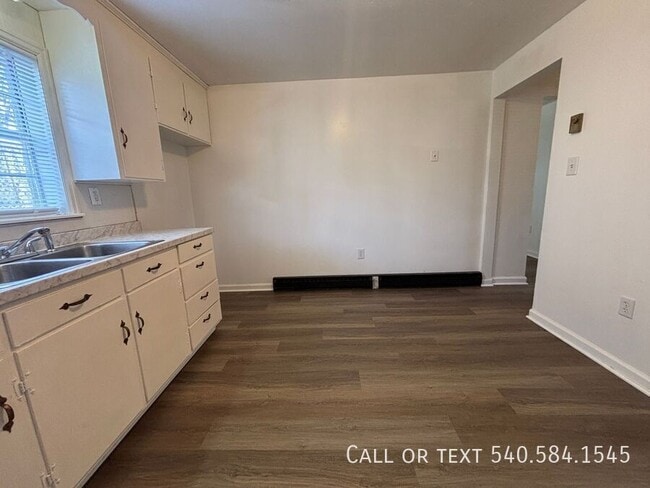 Building Photo - 2826 Idlewild Blvd NE