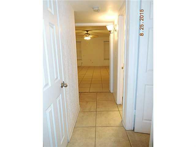 Building Photo - 10560 Crete Dr