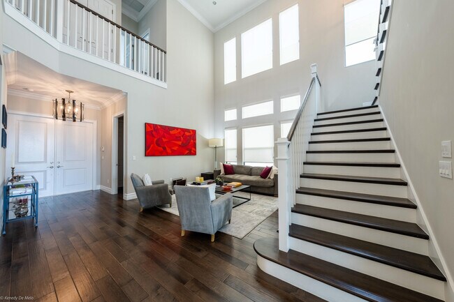 Building Photo - 9368 Eden Roc Ct