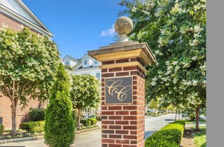 Building Photo - 819 Ramsay St