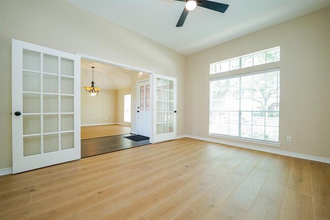 Building Photo - 1823 Brightlake Way