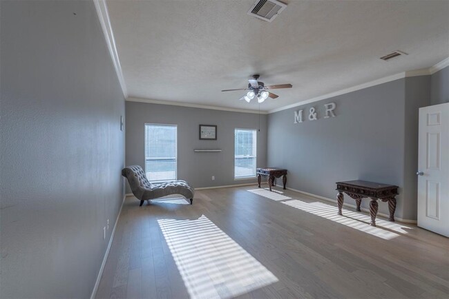 Building Photo - 3818 Houston Lake Dr
