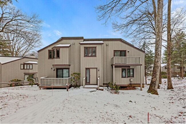 Building Photo - 9 Talcott Ridge Rd