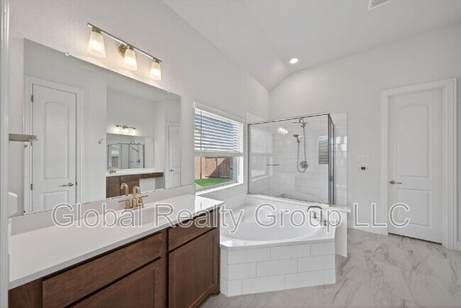 Building Photo - 6825 Hallie Lp