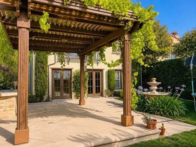 Building Photo - Luxury Living in Irvine's Prestigious Turtle Ridge