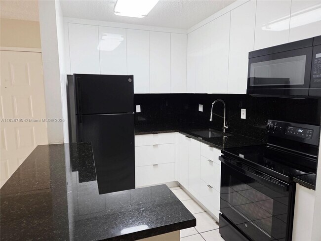 Building Photo - 15640 SW 80th St
