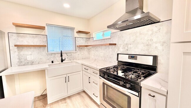 Building Photo - Wonderful Single-Story Home with Remodeled Kitchen and Baths, Fresh Paint, and Minutes to downtow...